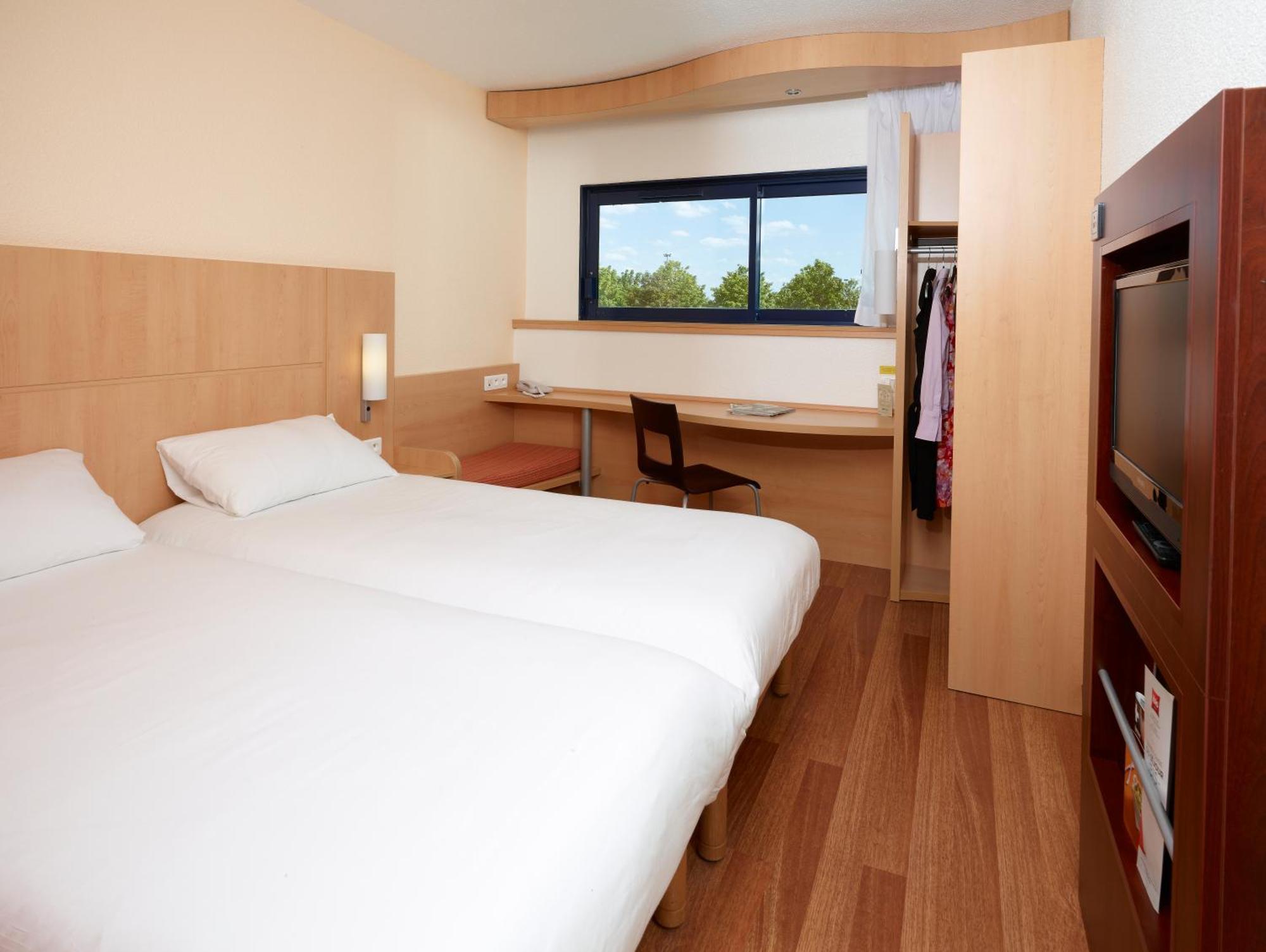 Ibis Site Du Futuroscope Hotell Chasseneuil-du-Poitou Rom bilde