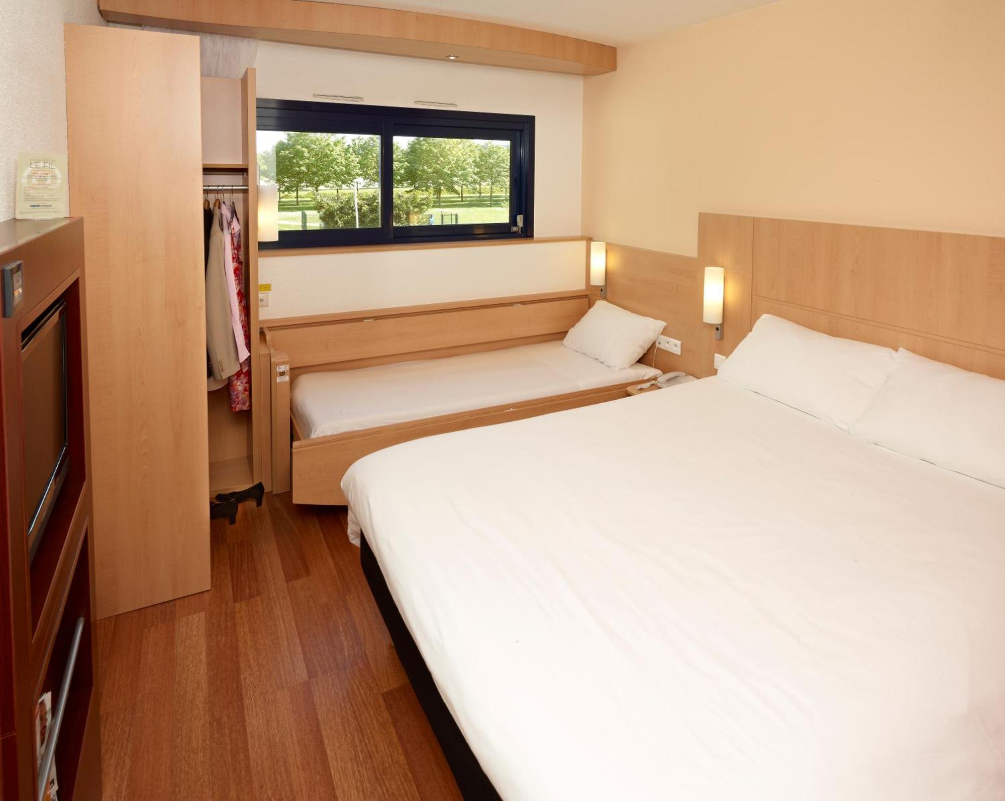Ibis Site Du Futuroscope Hotell Chasseneuil-du-Poitou Rom bilde
