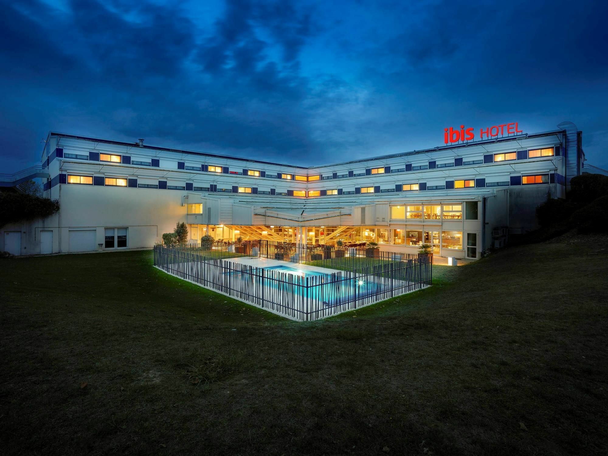 Ibis Site Du Futuroscope Hotell Chasseneuil-du-Poitou Eksteriør bilde